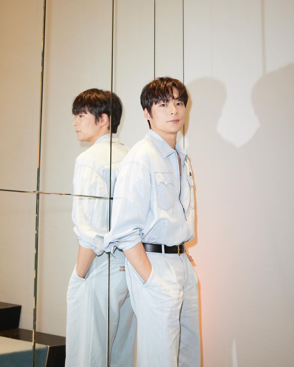 韓網公認「撞臉雙胞胎」男偶像！圓佑＆DK、宋建熙＆I.N，像到連媽媽都認不出來？-15