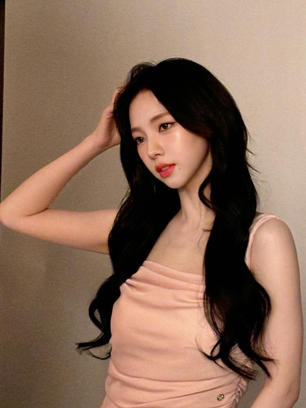 歷代韓國女團顏值擔當！張員瑛、aespa Karina被封五代神顏TOP，全網認證「她」是永遠的顏霸！-7