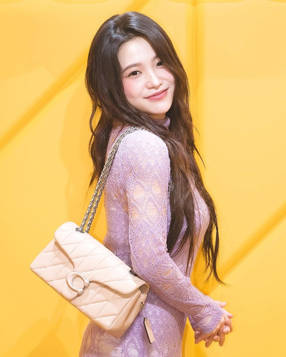 太妍、小娟、ILLIT竟然都不到160公分？！5位「假裝高女偶像」胸以下都是腿！-8