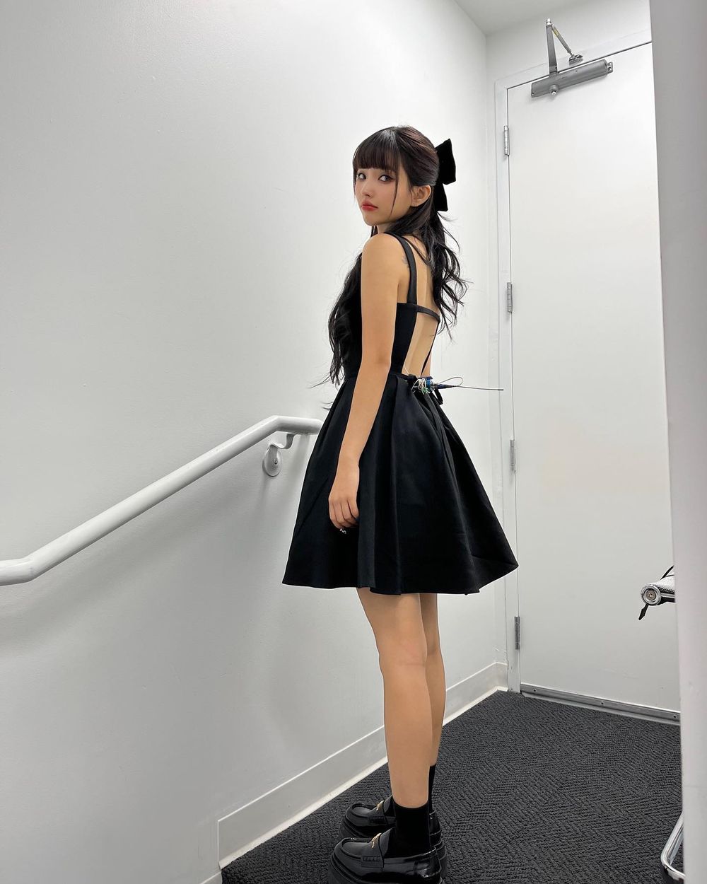 太妍、小娟、ILLIT竟然都不到160公分？！5位「假裝高女偶像」胸以下都是腿！-13