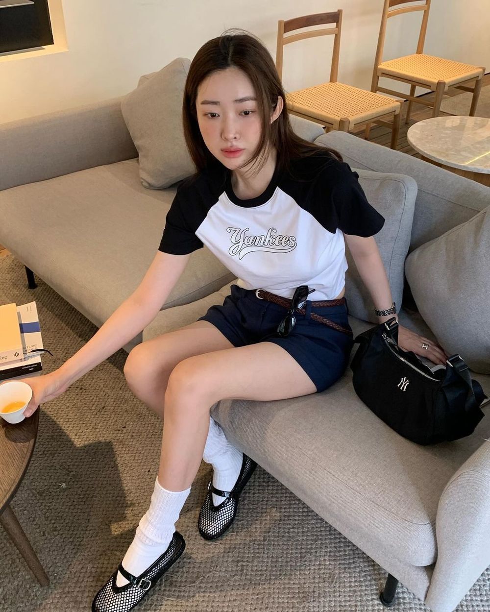 Winter、雨琦同款女主漫畫腿太誘人！韓星不說的「顯瘦增高」4個短褲穿搭秘訣！-3