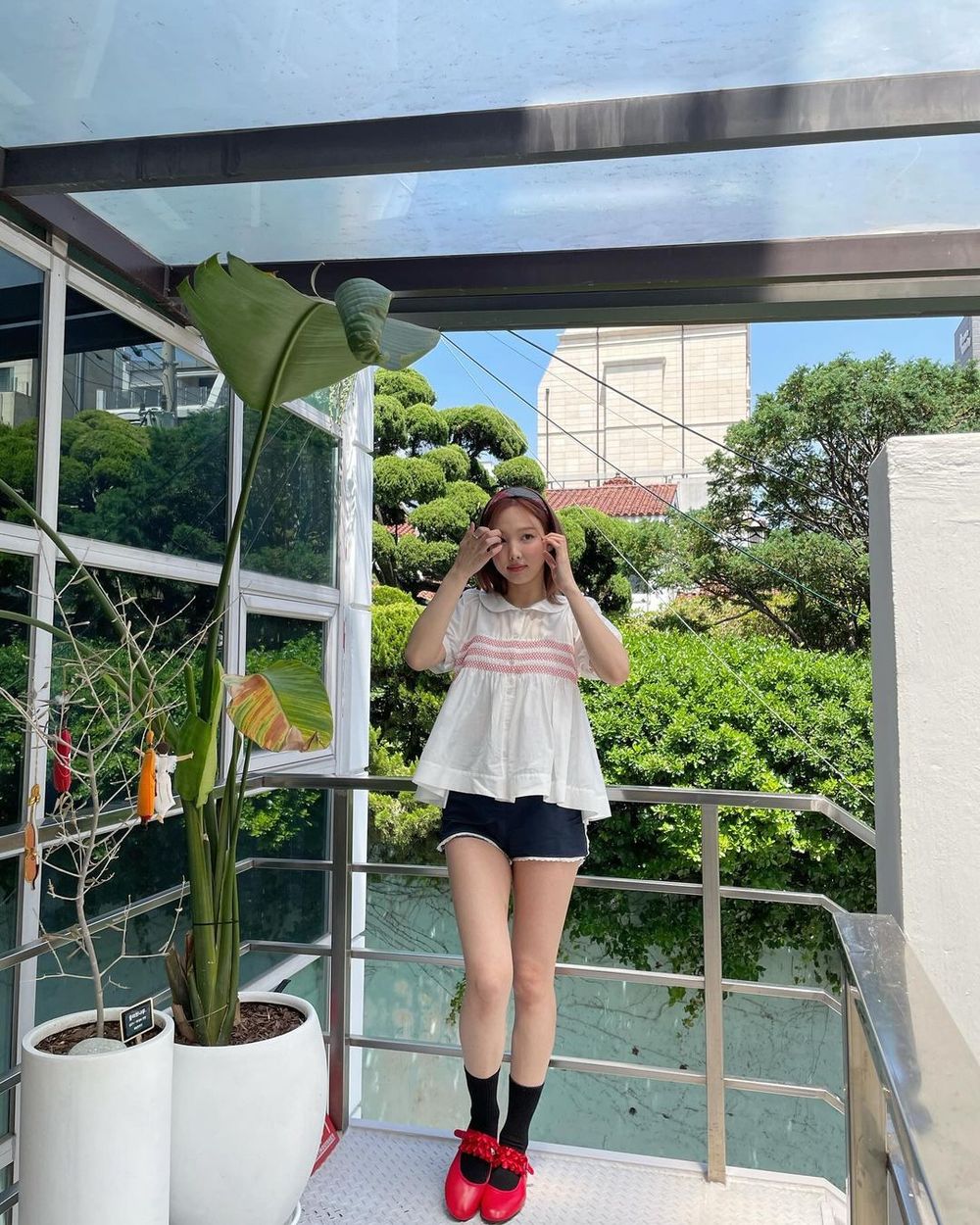 Winter、雨琦同款女主漫畫腿太誘人！韓星不說的「顯瘦增高」4個短褲穿搭秘訣！-2