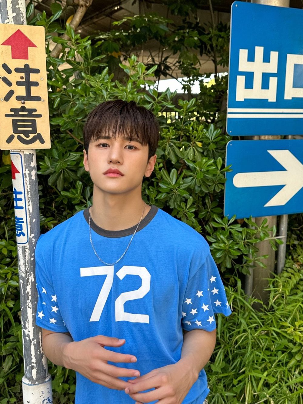 韓網熱議超適合有雀斑的韓國愛豆偶像！Felix天生雀斑聞名，Jisoo怎樣都美，「小野馬」泫雅8月登台北大巨蛋開唱！-7