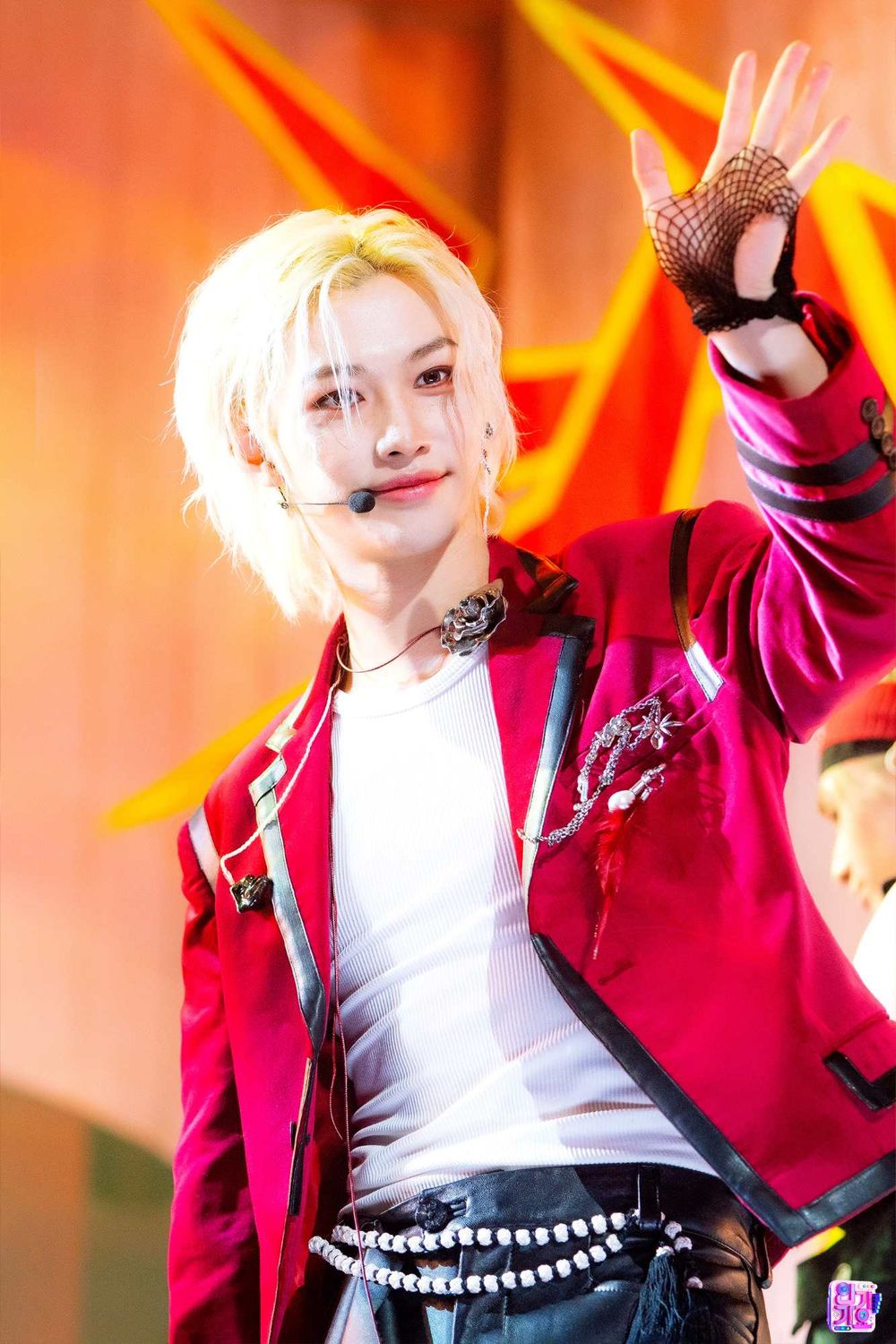 網熱議7位長得像虛擬偶像的韓團偶像！Ricky超像漫畫人物，張員瑛神還原赤木晴子，Karina精緻長相太不真實！-11