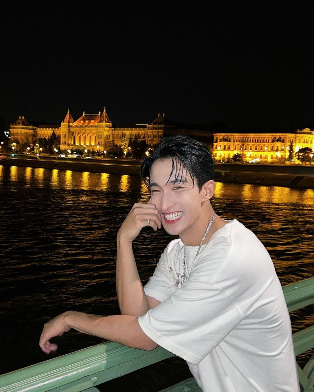 克拉的小愛神！SEVENTEEN音色流氓DK超強代言資源公開！BALLY根本寵上天！-9