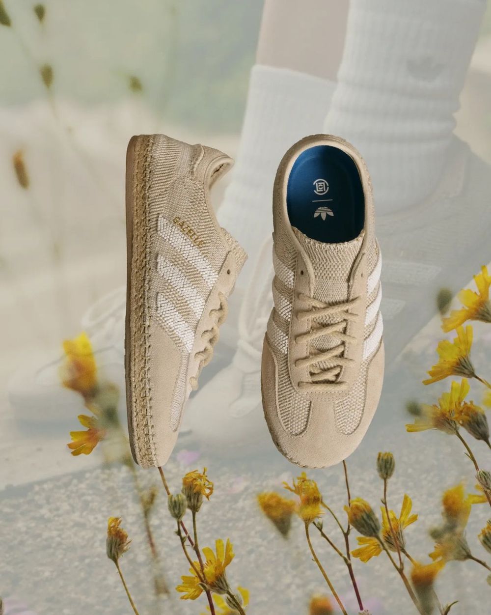 金社長瘋狂營業中！Jennie驚喜出鏡adidas「同款球鞋」我要定了、竟是陳冠希聯名款！-5