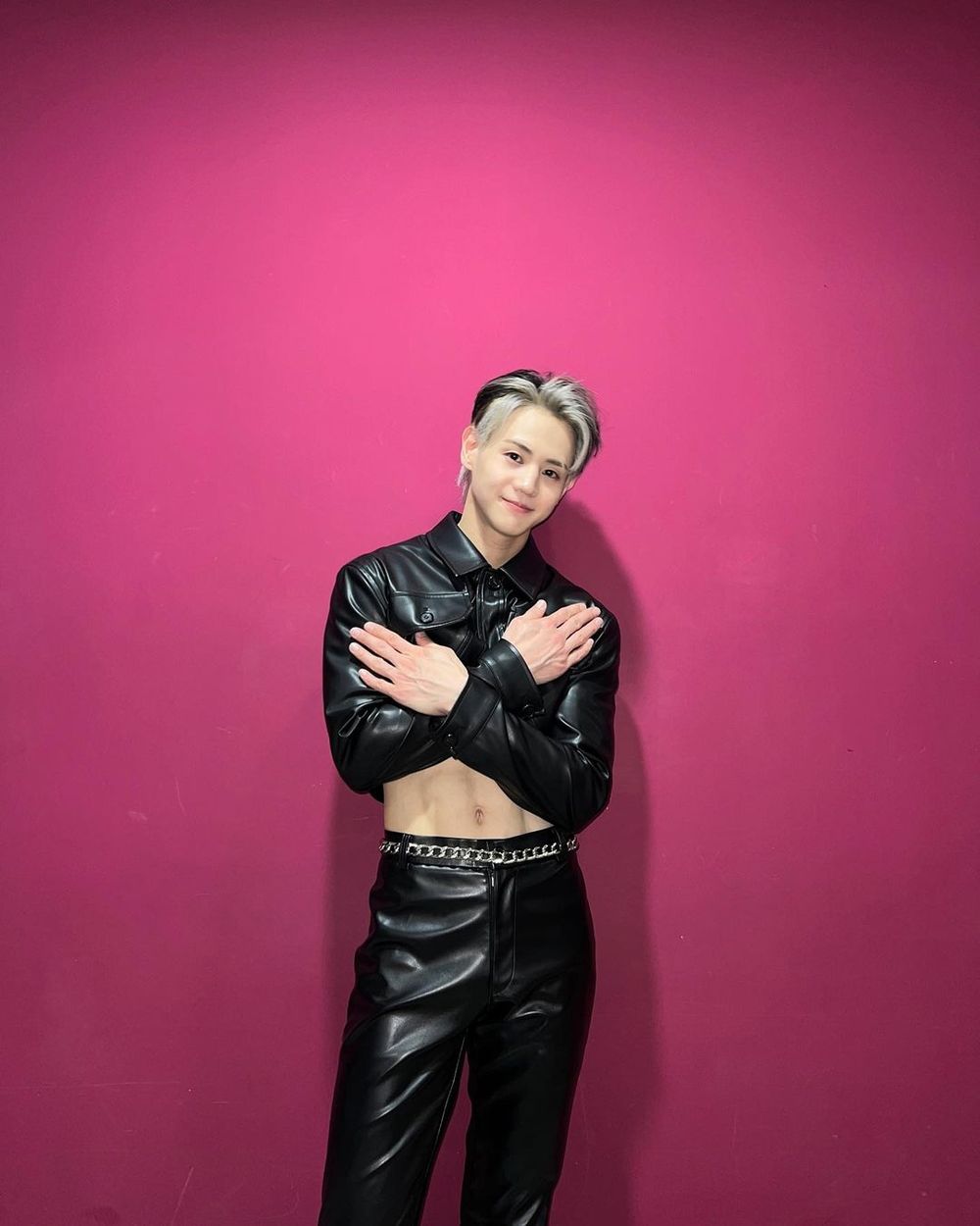  歷代擁有「頂級顏值身材」男偶像代表Top7！SVT珉奎、圓佑稱霸四代，BTOB「他」壯到嚇翻全網！-16