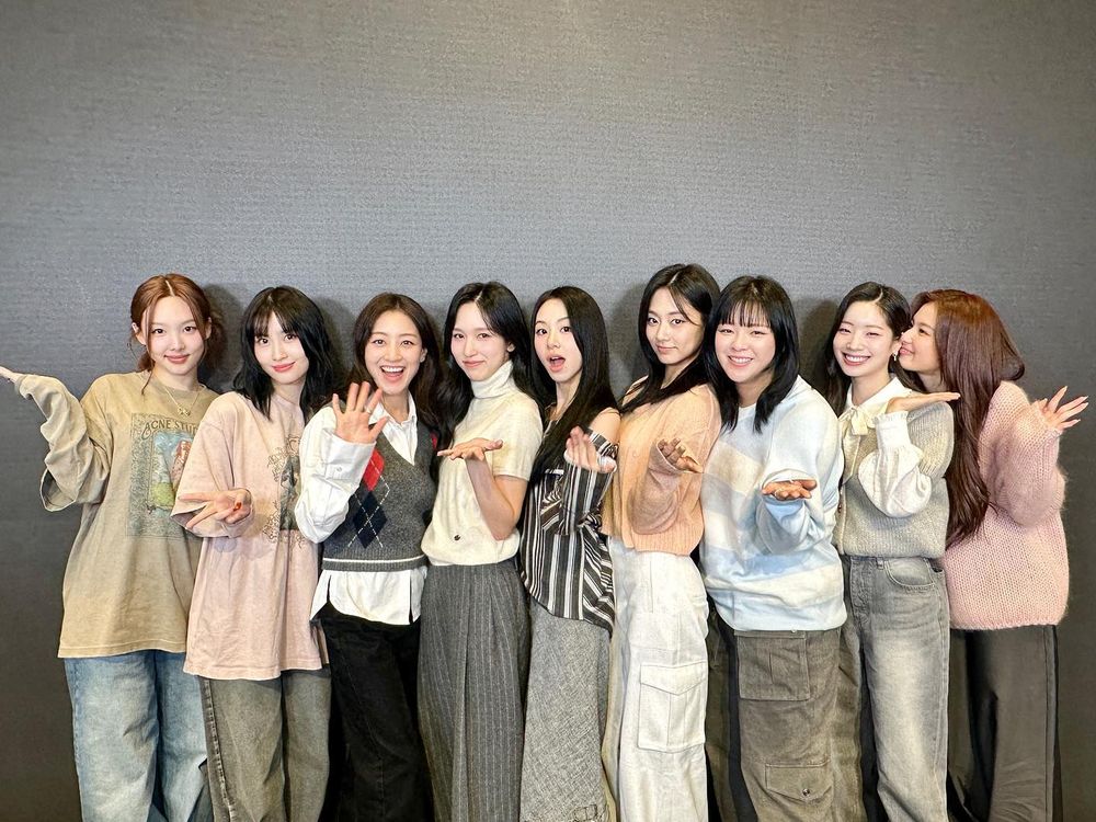 2024全球最受歡迎十大KPOP歌手團體！SEVENTEEN意外沒上榜，IU贏過Lisa，冠軍實至名歸！-10