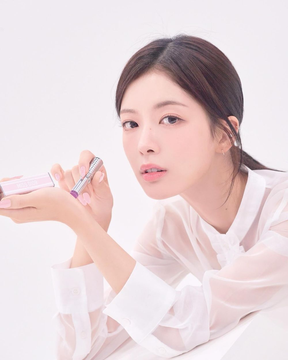 新一代帶貨女王！「畫報妖精」盧正義《名校的階梯》爆紅、廣告接到手軟，DIOR、LANCOME、DYSON都被收服！-2