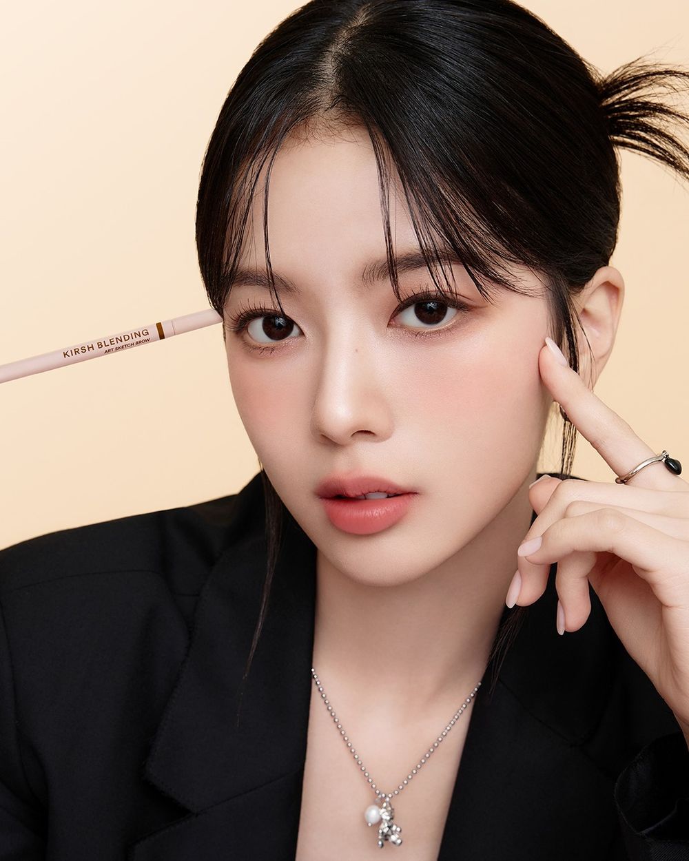 新一代帶貨女王！「畫報妖精」盧正義《名校的階梯》爆紅、廣告接到手軟，DIOR、LANCOME、DYSON都被收服！-18