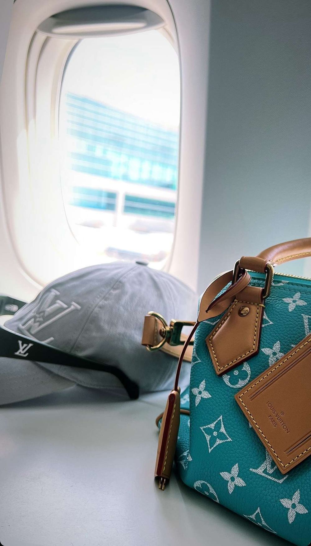 克拉的小乖寶來了！SVT THE 8巴黎征服LV男裝大秀，超絕比例連外媒都驚嚇！-3