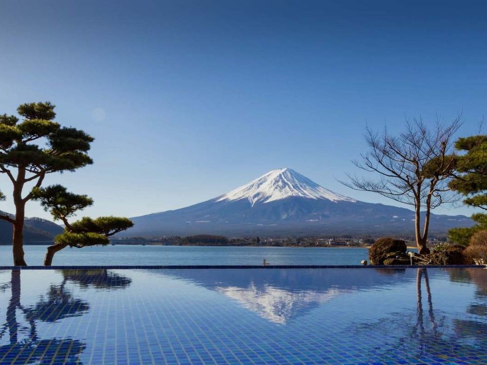 一生一定要去一次！2024日本河口湖富士山住宿5間推薦、邊泡湯邊賞山景真的太療癒-9