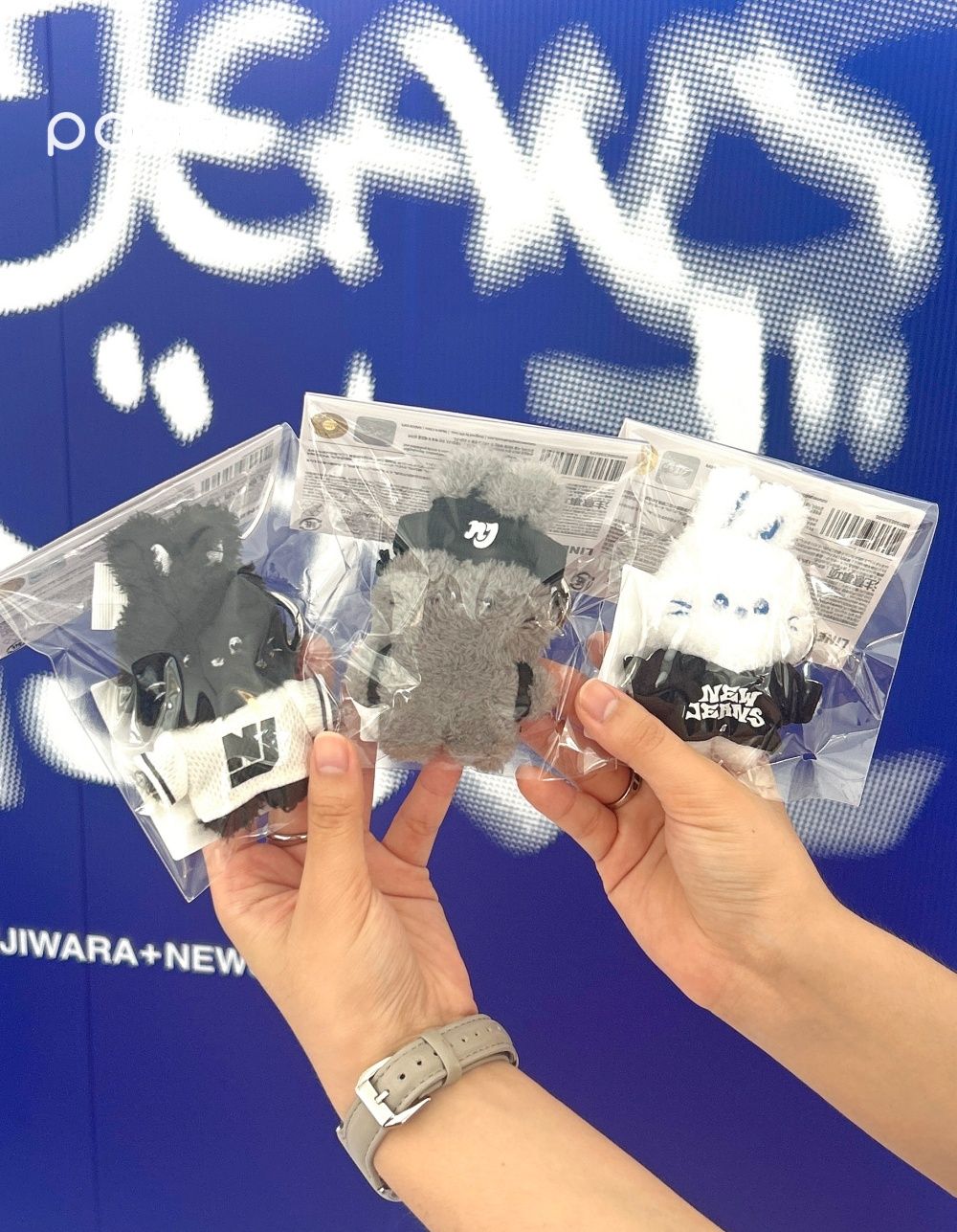 NewJeans快閃店來台灣了！最新村上隆聯名玩偶、軟萌bunini周邊官網也買得到！-9