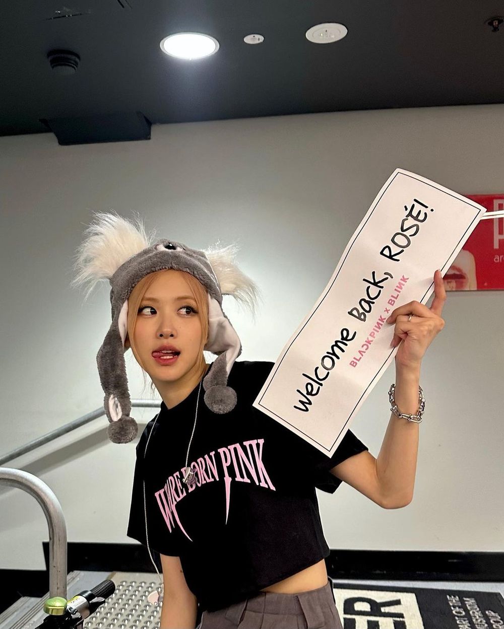 頂奢女帝Rosé換新公司！手握時尚資源清單狂炸、除了YSL、Tiffany還有這些！-8