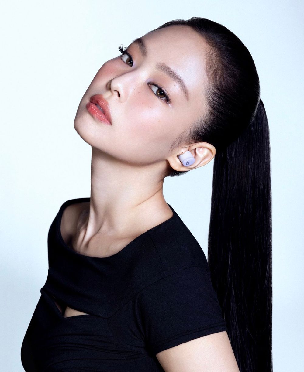 BLACKPINK Jennie也開通抖音了！首支短影4小時千萬觀看打敗Lisa紀錄，與Beats廣告疑似出現新歌！-7