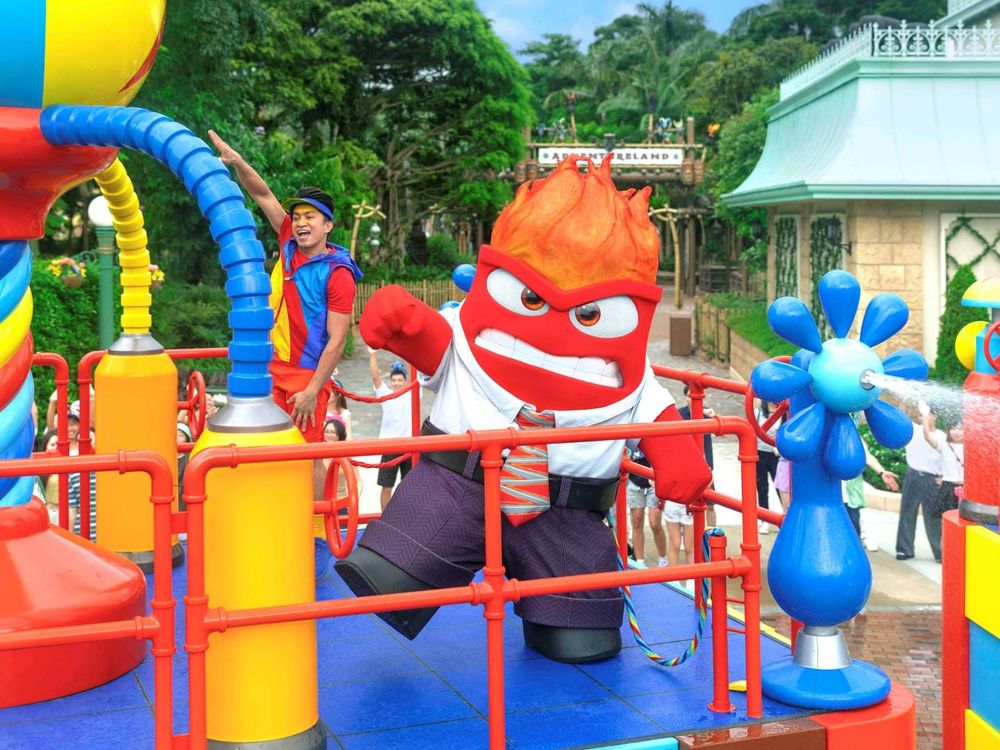 香港迪士尼夏季活動登場！達菲生日慶祝派對可愛翻、還有《腦筋急轉彎2》新周邊必買！-11