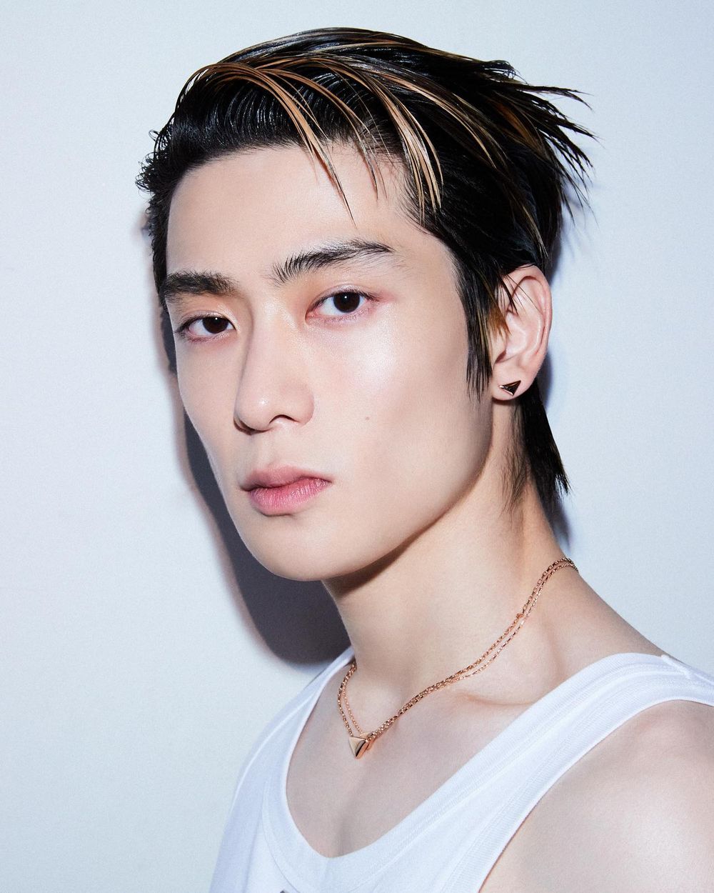 粉絲跪求「97LINE」超高顏值男團天菜合體出專輯！BTS柾國、SEVENTEEN、車銀優、NCT在玹通通在這裡～-8
