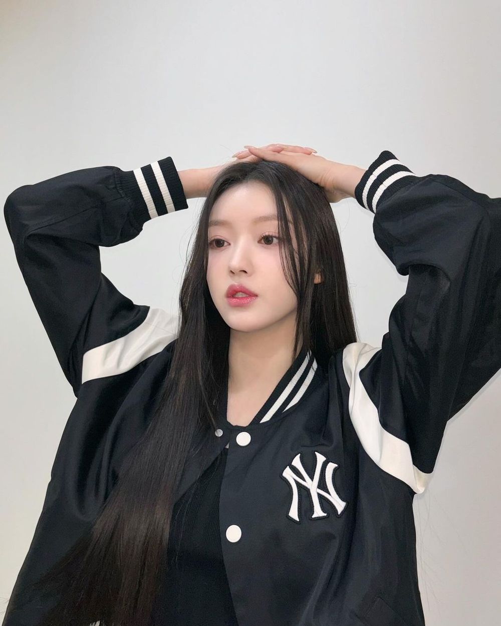159公分170的腿！5位身材超好的嬌小女愛豆！IU腿細到誇張、金惠奫腰臀比超狂！-3