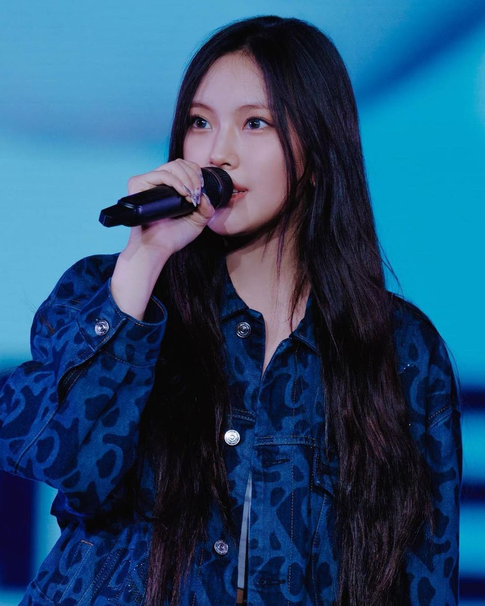 Calvin Klein太會挑代言人！NewJeans日本見面會全穿CK，Hyein回來了！-11