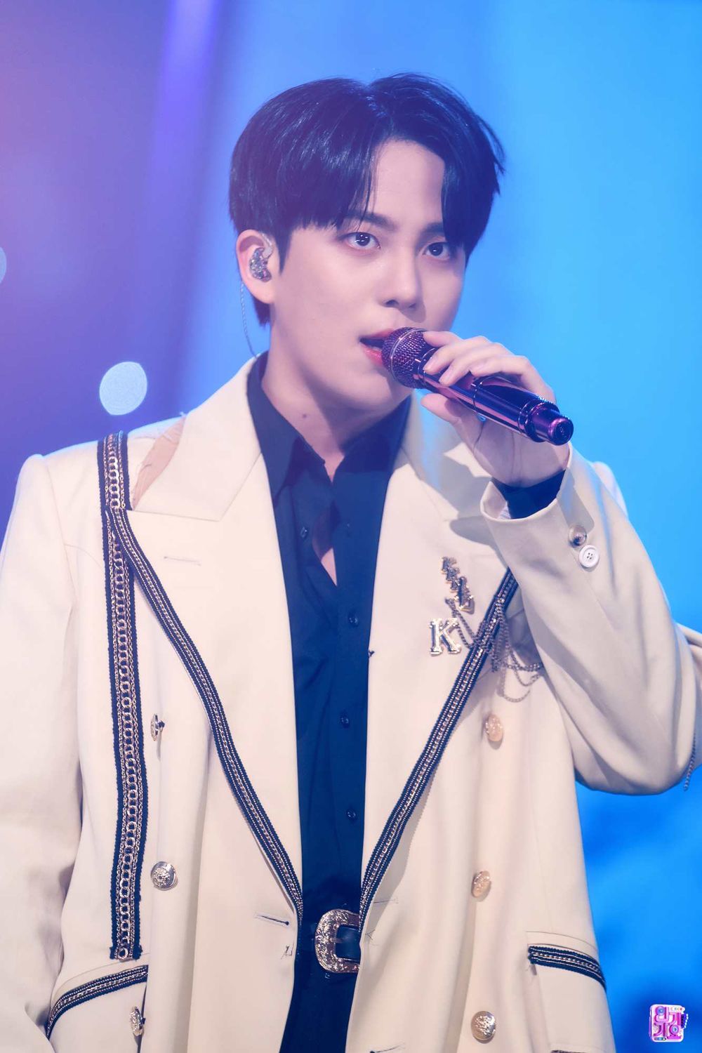 網友公認7位「傳奇練習生」的韓國偶像！TXT然竣評比都是第一，海嫄被稱作JYP的ACE，小娟憑實力出名！-9