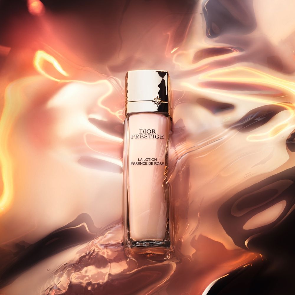 JISOO寶寶粉嫩肌秘密在這！DIOR「玫瑰面膜水」一敷，注入滿滿岡維拉玫瑰的保濕、修護力，秒變軟嫩花瓣肌！-3