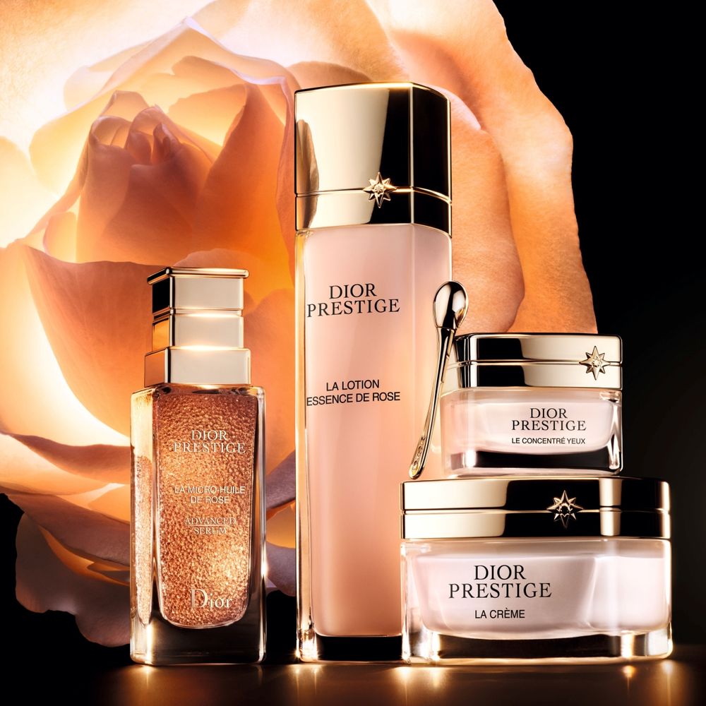 JISOO寶寶粉嫩肌秘密在這！DIOR「玫瑰面膜水」一敷，注入滿滿岡維拉玫瑰的保濕、修護力，秒變軟嫩花瓣肌！-6