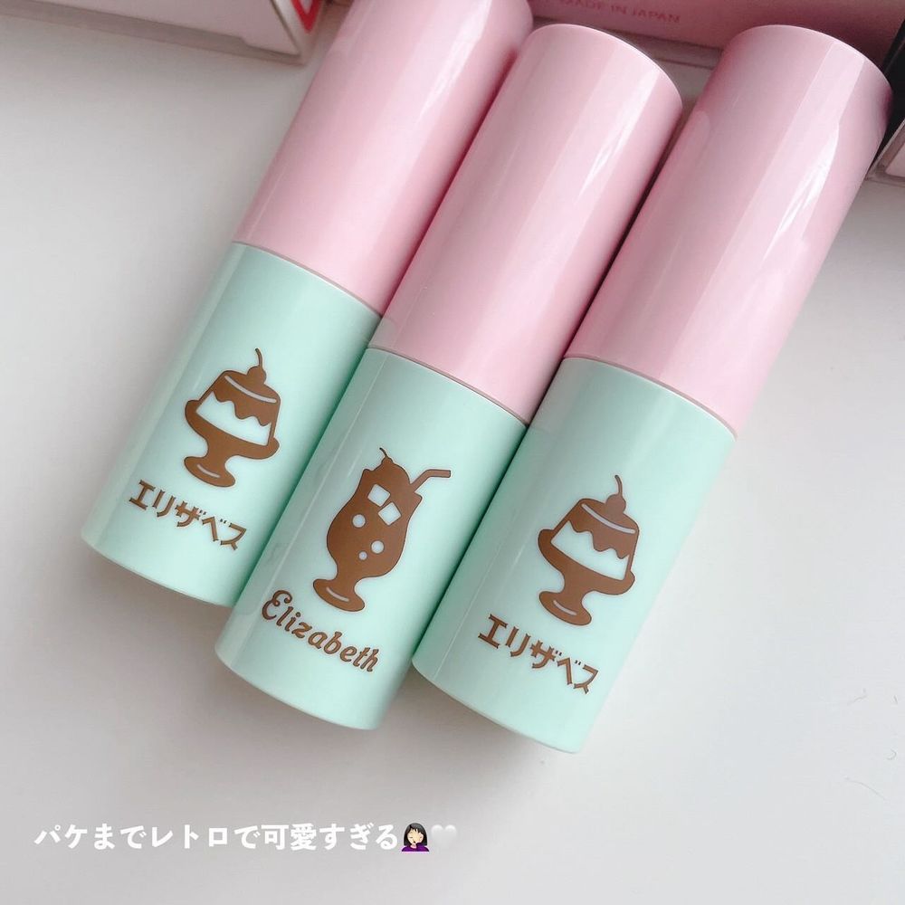 日本妹瘋復古美妝！純喫茶「漂浮汽水」復刻潤唇膏，哈密瓜、水蜜桃、精緻可樂口味，超清涼又懷舊！-7