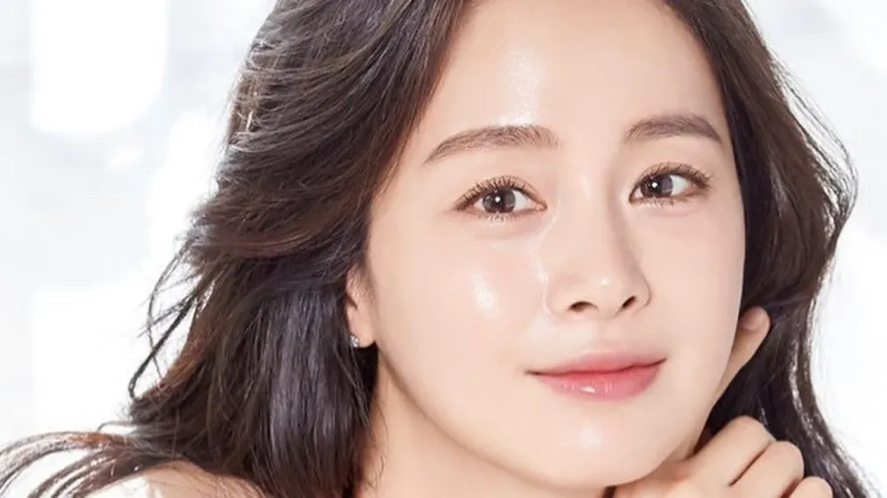 2024韓國最有錢女演員排行榜公布！國民天后IU、20代女演員都上榜，首富竟是最淳樸仙女貴婦！-8