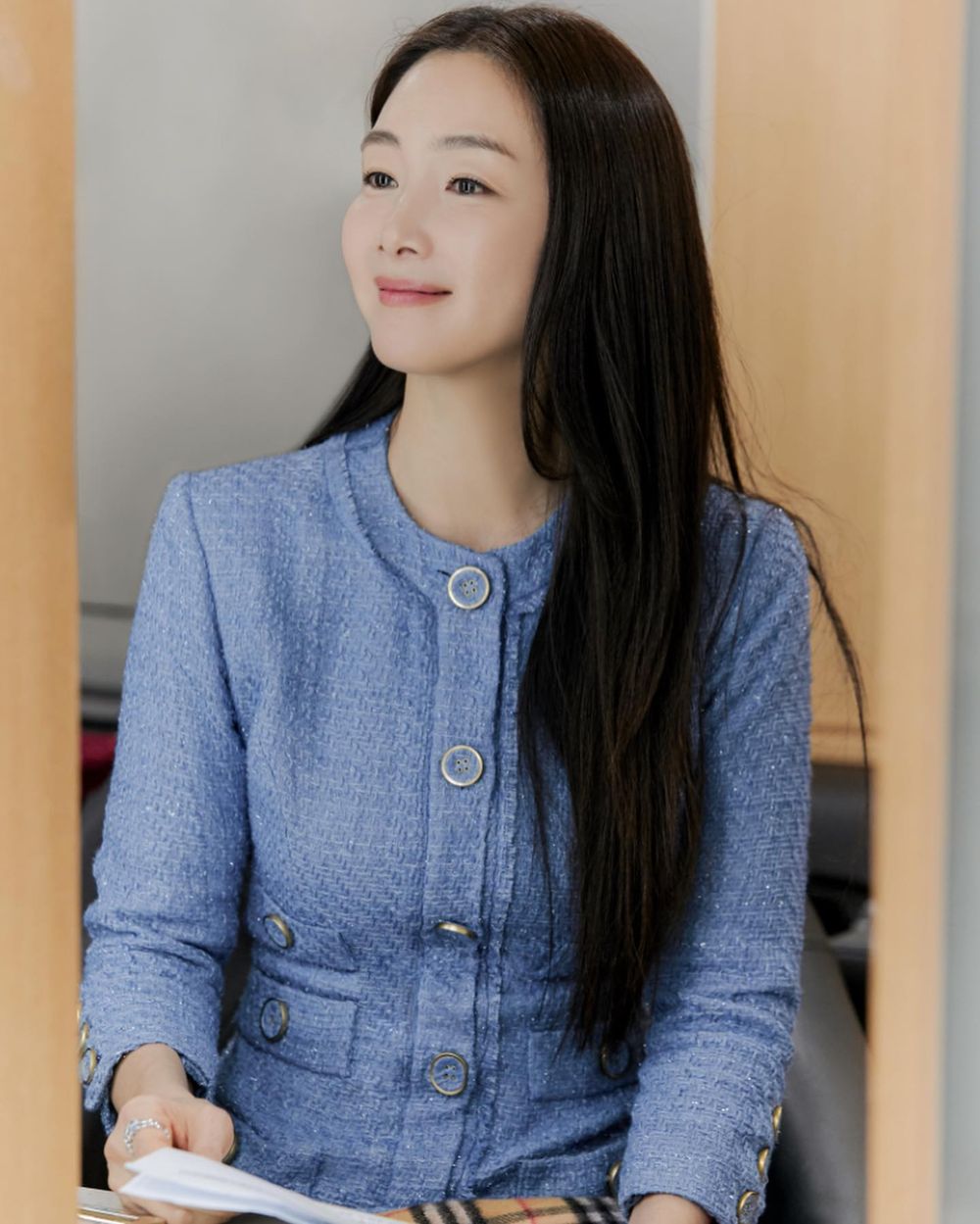 2024韓國最有錢女演員排行榜公布！國民天后IU、20代女演員都上榜，首富竟是最淳樸仙女貴婦！-9