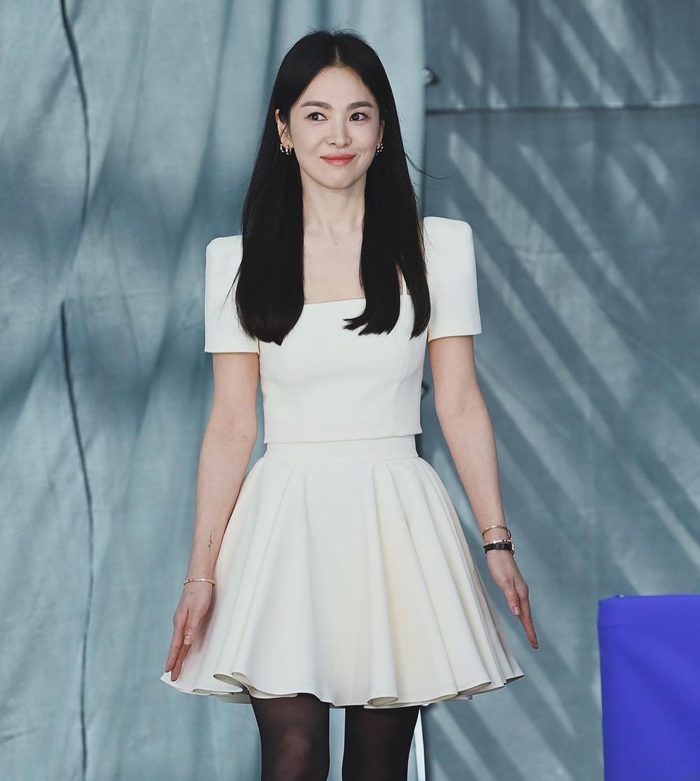 2024韓國最有錢女演員排行榜公布！國民天后IU、20代女演員都上榜，首富竟是最淳樸仙女貴婦！-18