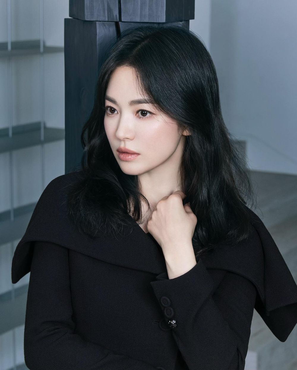 2024韓國最有錢女演員排行榜公布！國民天后IU、20代女演員都上榜，首富竟是最淳樸仙女貴婦！-17