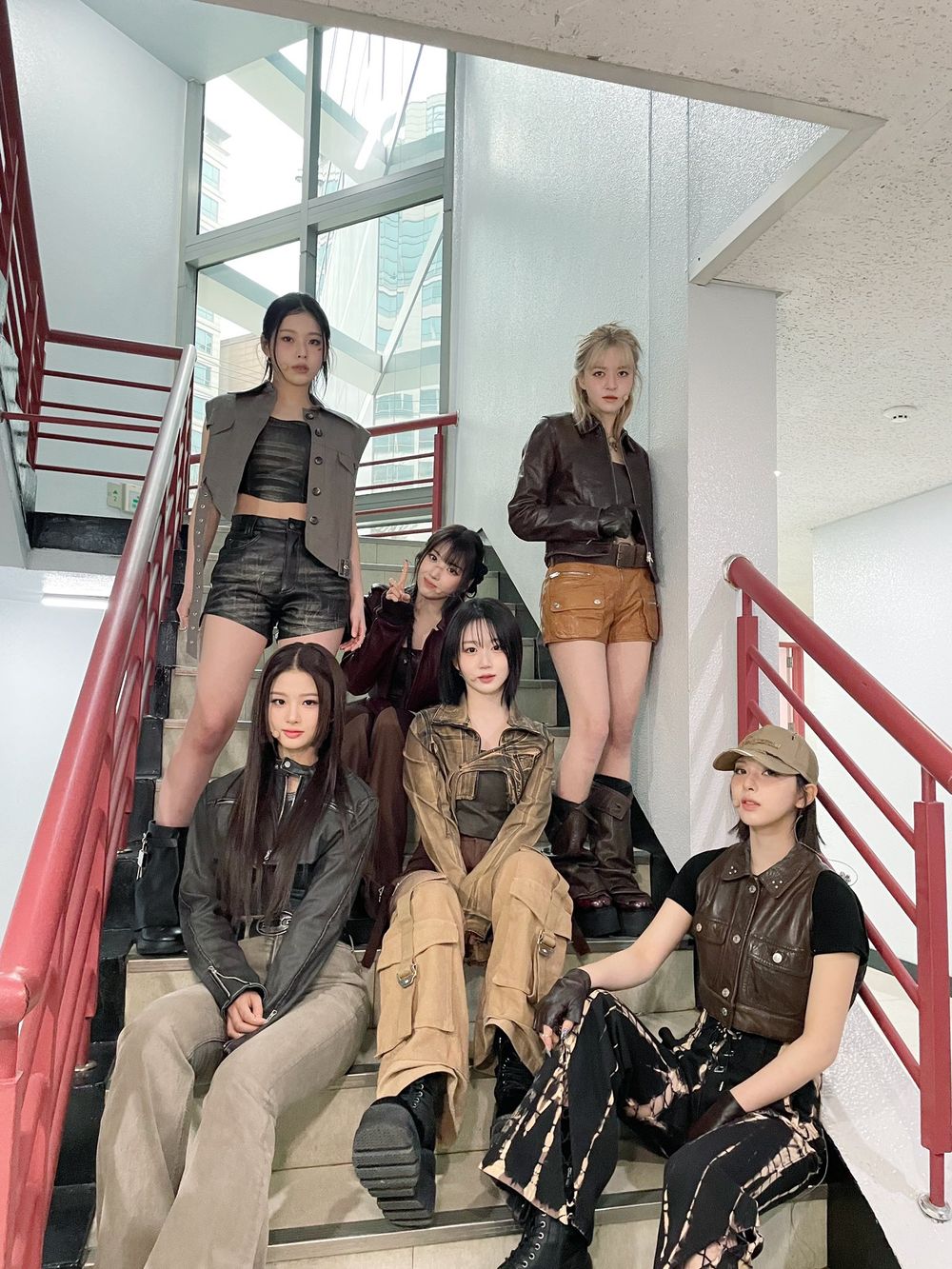 2024上半年音放一位數最多的韓國女團！NewJeans輸(G)I-DLE，冠軍橫掃14個一位太狂！-2