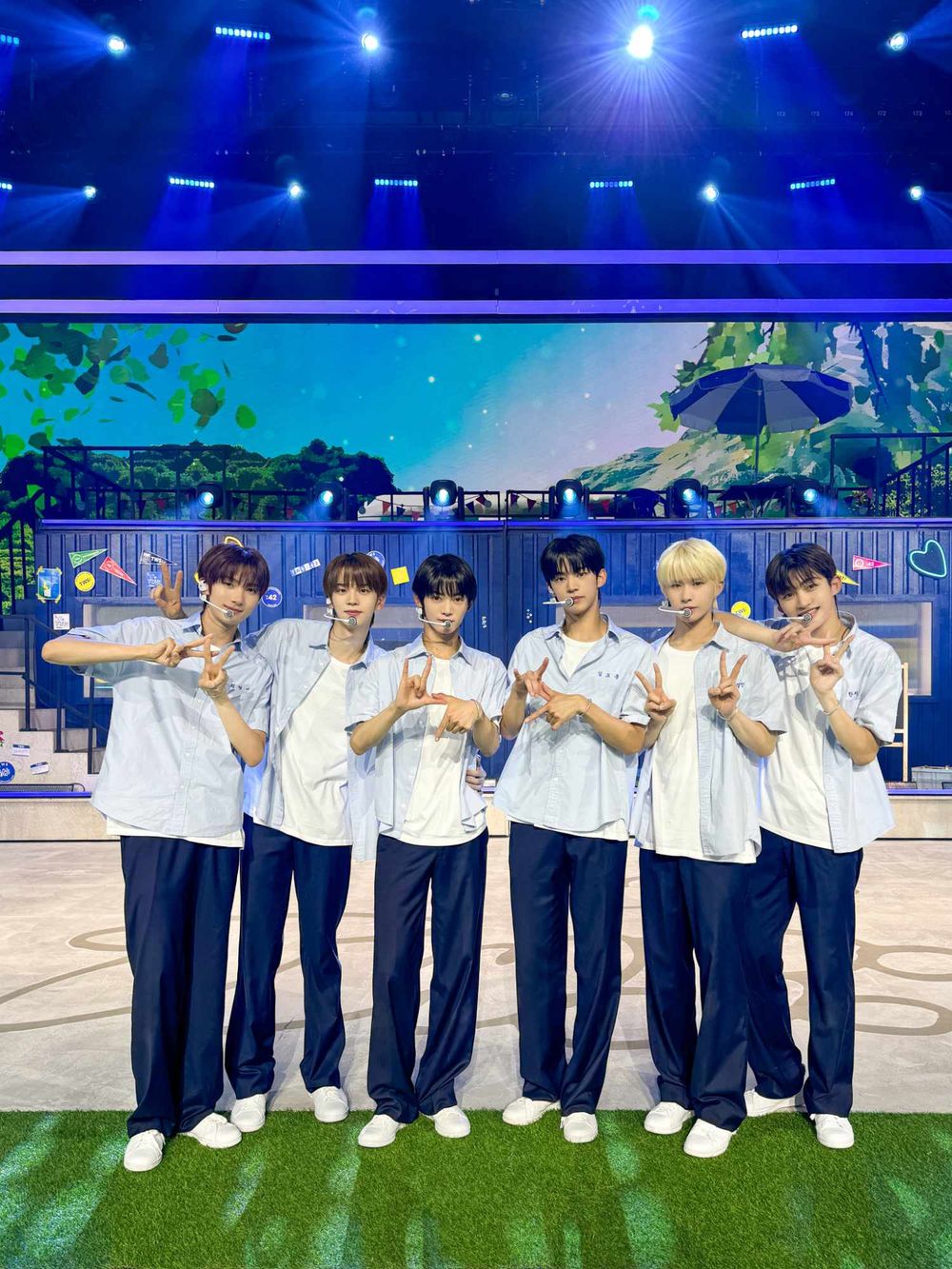盤點6組印象深刻的男團制服造型舞台！RIIZE全員漫撕男神，Stray Kids化身不良學生！-2
