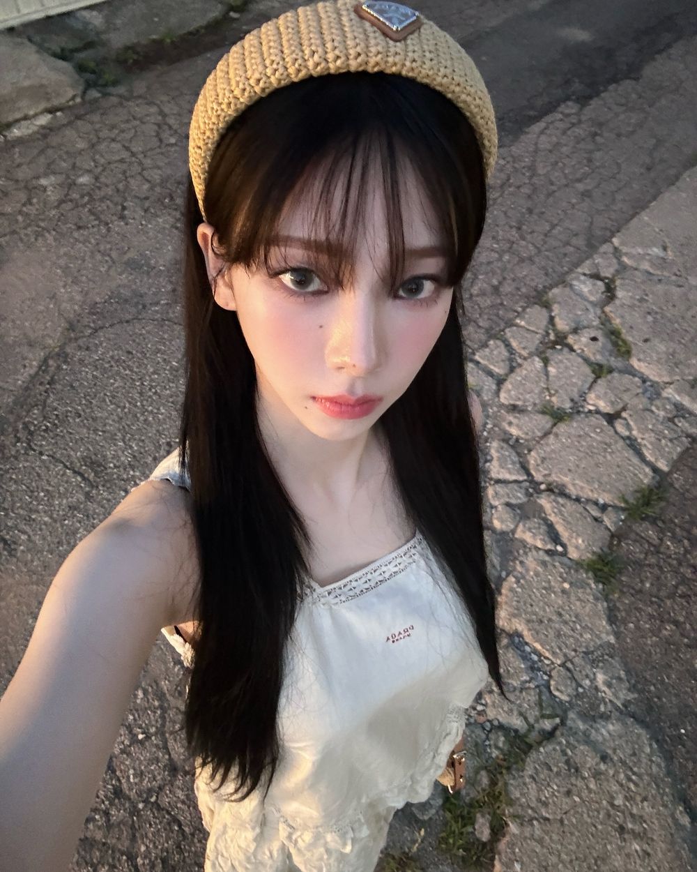 IG粉絲數最多的四代韓團偶像！張員瑛輸給Karina只排第五，Stray Kids兩成員上榜，冠軍非他莫屬！-7