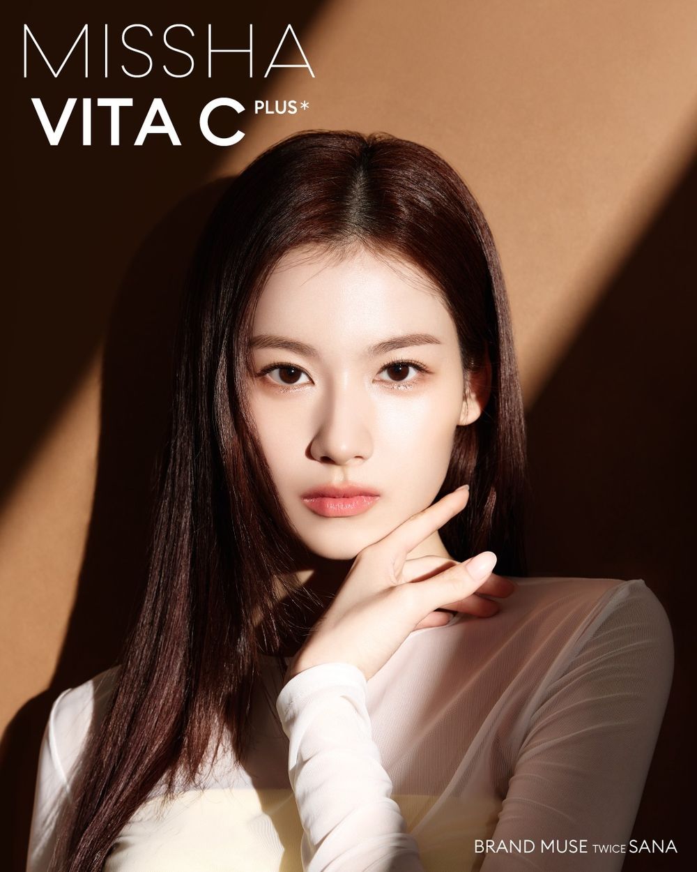解鎖TWICE首位雙奢代言！Sana個人資源盤點，美妝代言狂續約、品牌都愛釣系高級臉！-9