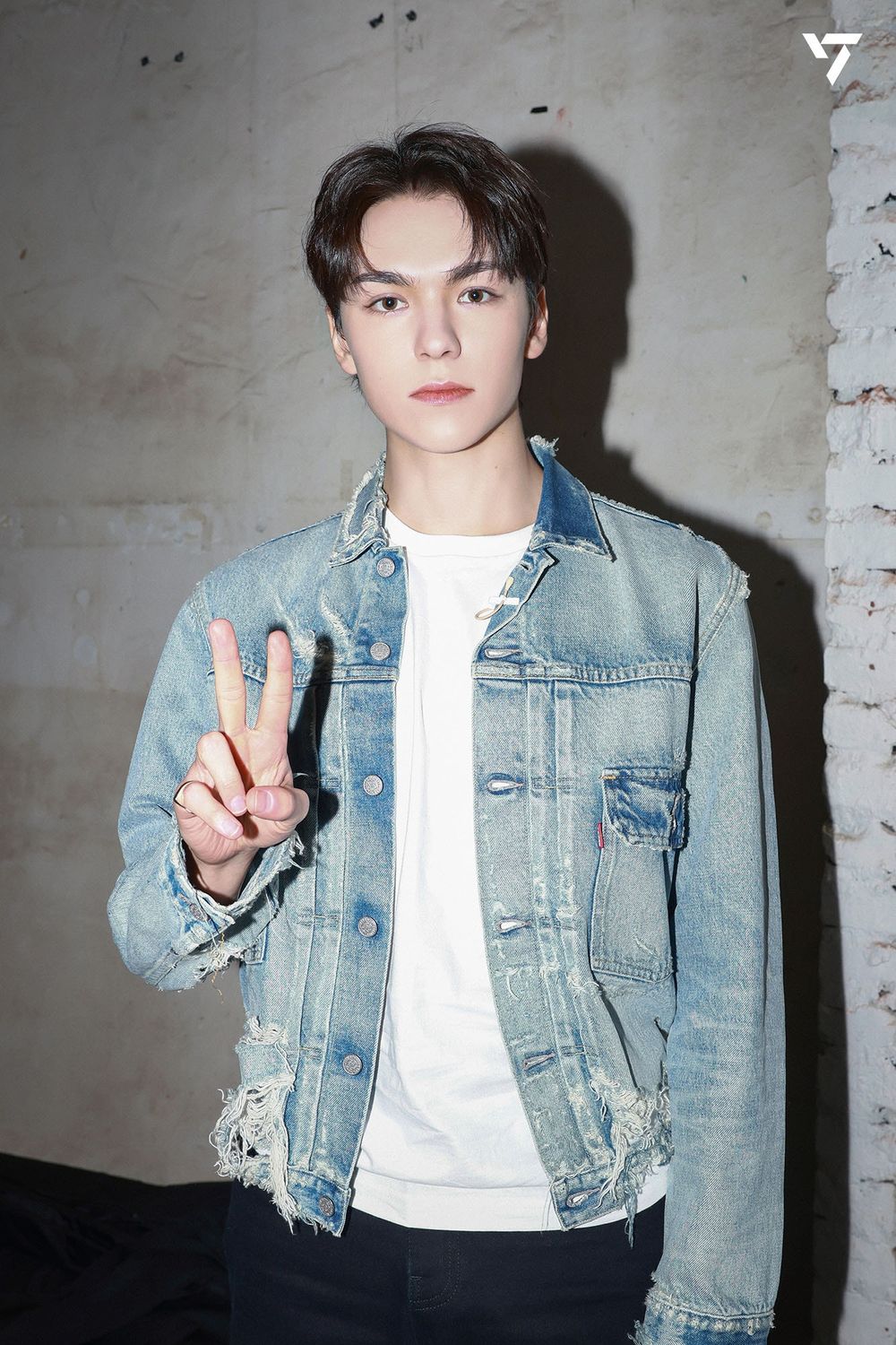 韓網熱議6位本名像藝名的韓國偶像！Jennie、Momo居然都是本名，Vernon全名超長，最後一位名字太特別！-6