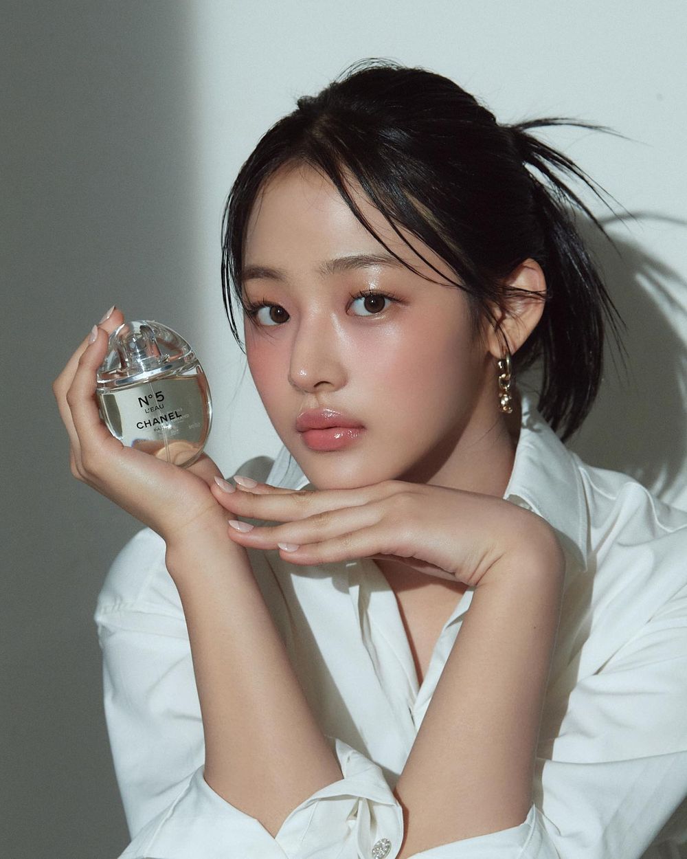 網友認證才貌雙全五代女團隊長盤點！Karina、安俞真當之無愧，女愛豆代言數最高竟是她？！-12