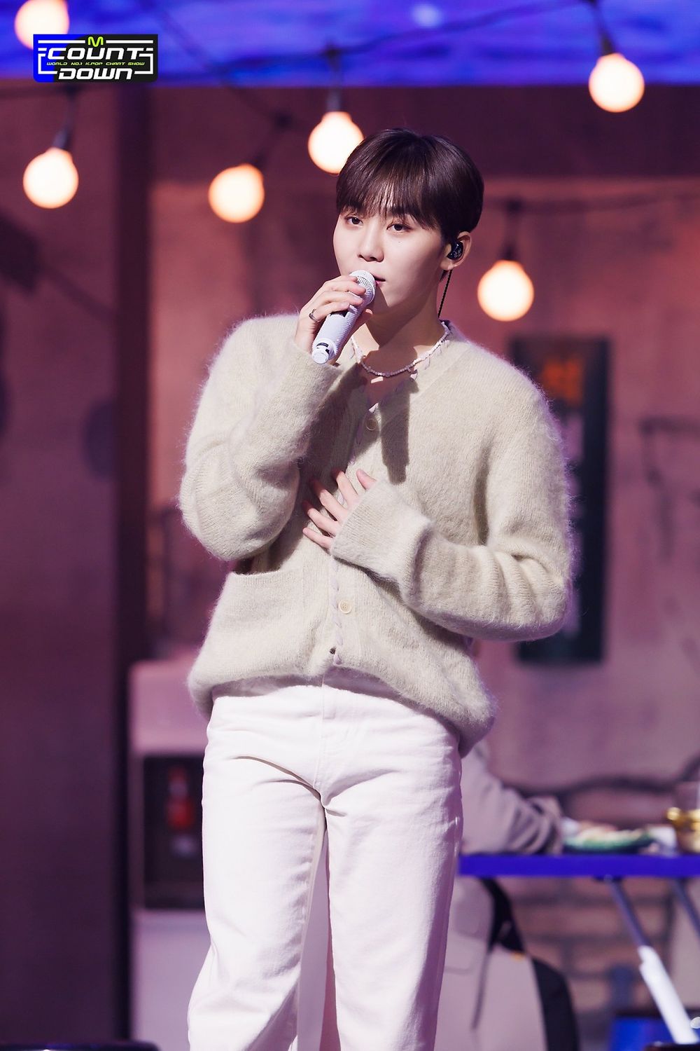 盤點8位超會飆高音的韓團主唱！DK高難度四段高音封神，恩地、太妍獲封鐵肺主唱！-5