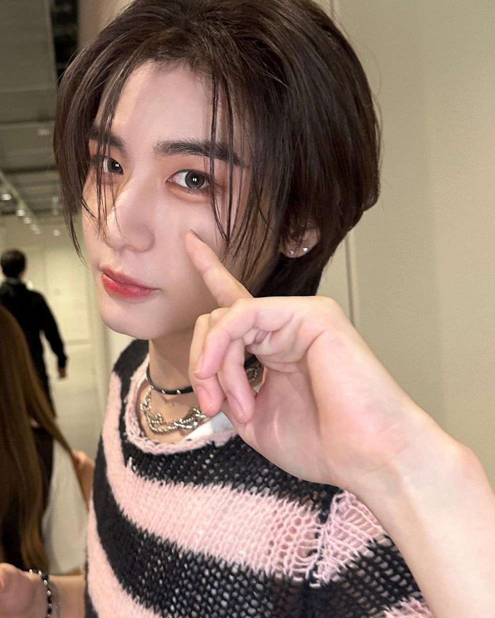 漂亮到想當女友疼！天使美顏男團愛豆盤點，淨漢、杋圭美到人神共憤，這位是YG第一美男？！-10