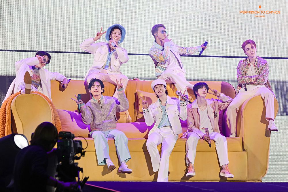 外網票選最好看的韓團應援手燈TOP8！BLACKPINK只排第七，冠軍美到不是粉絲都想收藏！-7