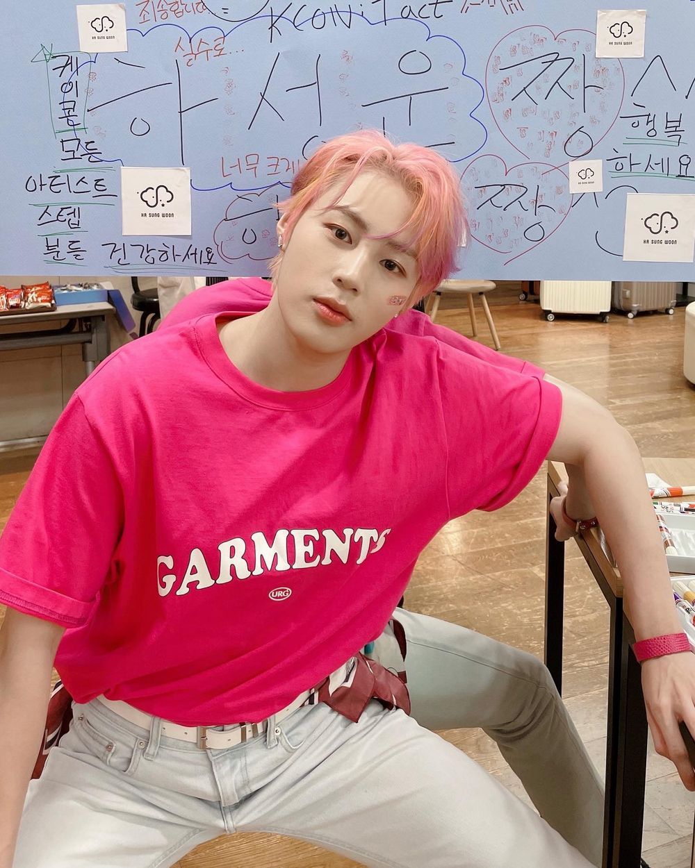 8位身高不到170公分的小個子韓國男偶像！「小巨人」WOOZI、HAN有魅力到讓人忘了身高！-8