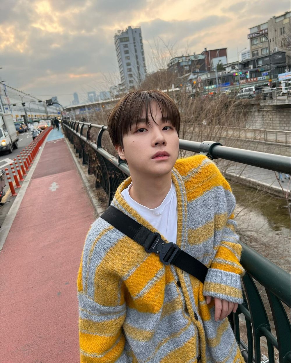 8位身高不到170公分的小個子韓國男偶像！「小巨人」WOOZI、HAN有魅力到讓人忘了身高！-13