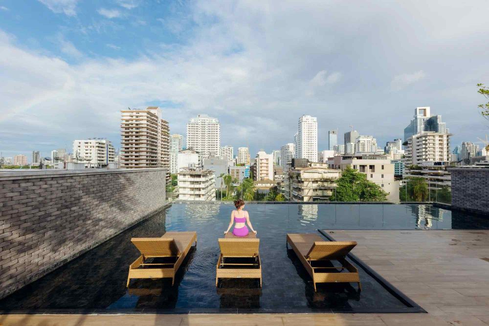 2024泰國潑水節曼谷住宿推薦！復古摩登風、無邊際泳池、漂浮泳池早餐⋯馬上訂起來-15