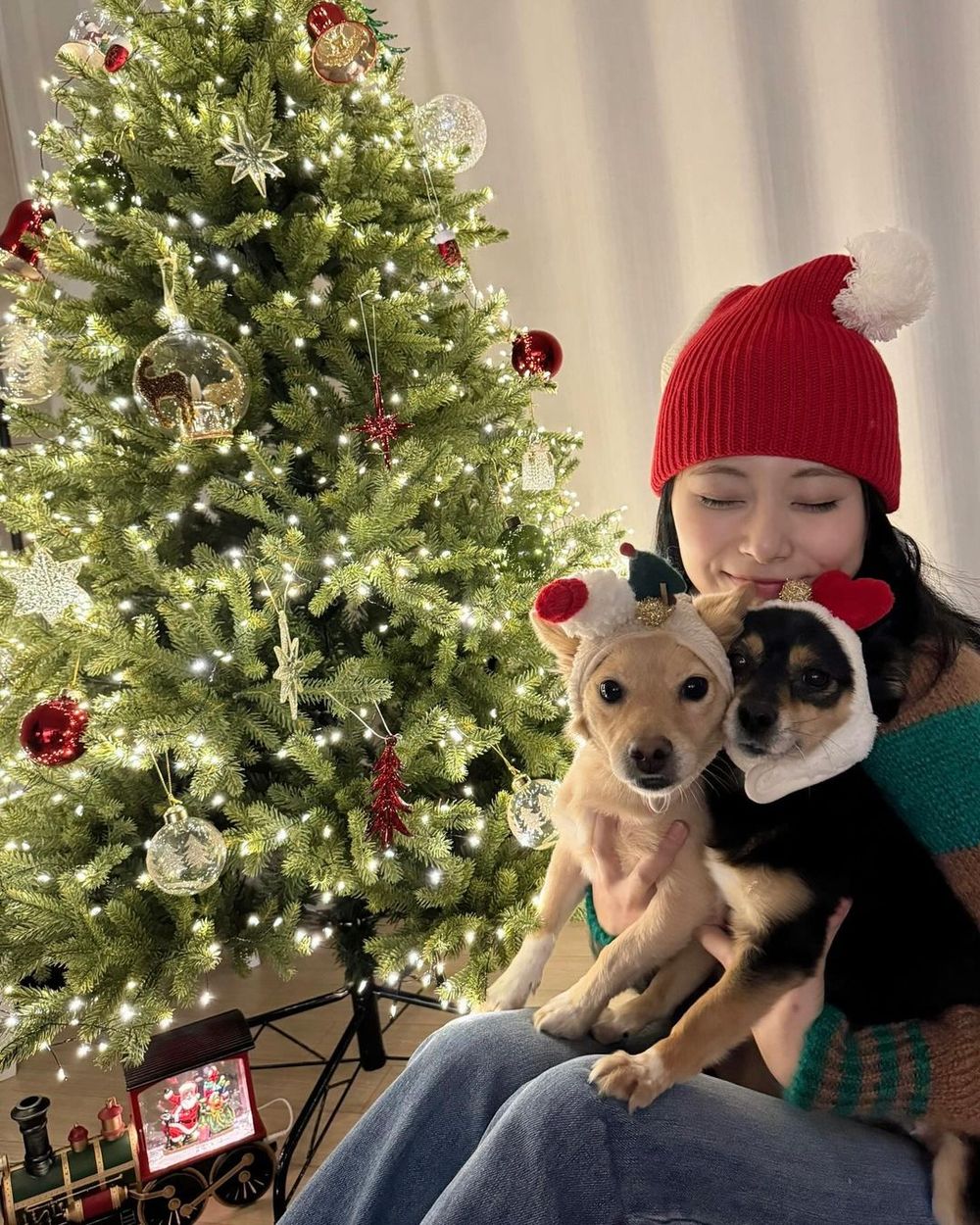 公認10位「最適合戴帽子」女偶像！員瑛、IU這秘訣打造「嬰兒巴掌小臉」！-7