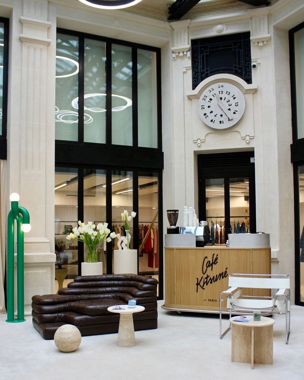 金社長太美！Jennie驚喜出鏡「小狐狸」Maison Kitsuné最新廣告，同款Baby Fox系列預計被搶翻！-8