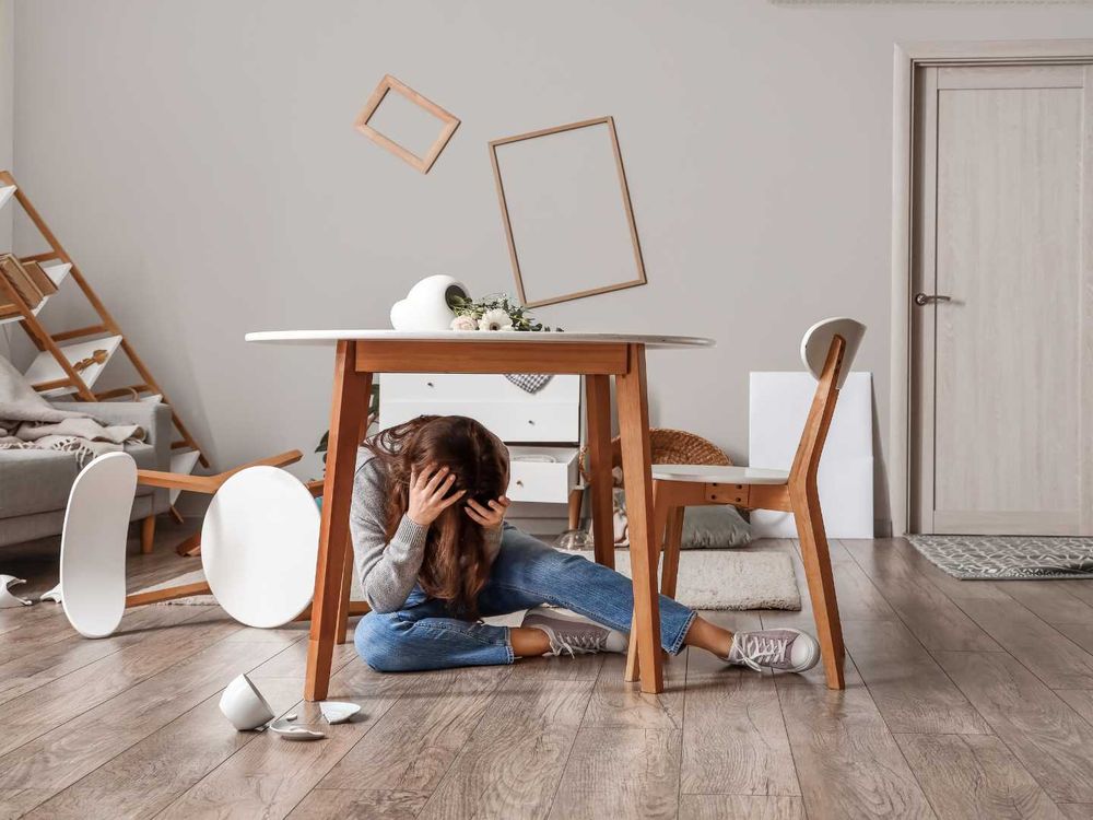 睡覺、開車遇到地震怎麼辦？不同地點保護安全SOP、防災懶人包一次看！-3