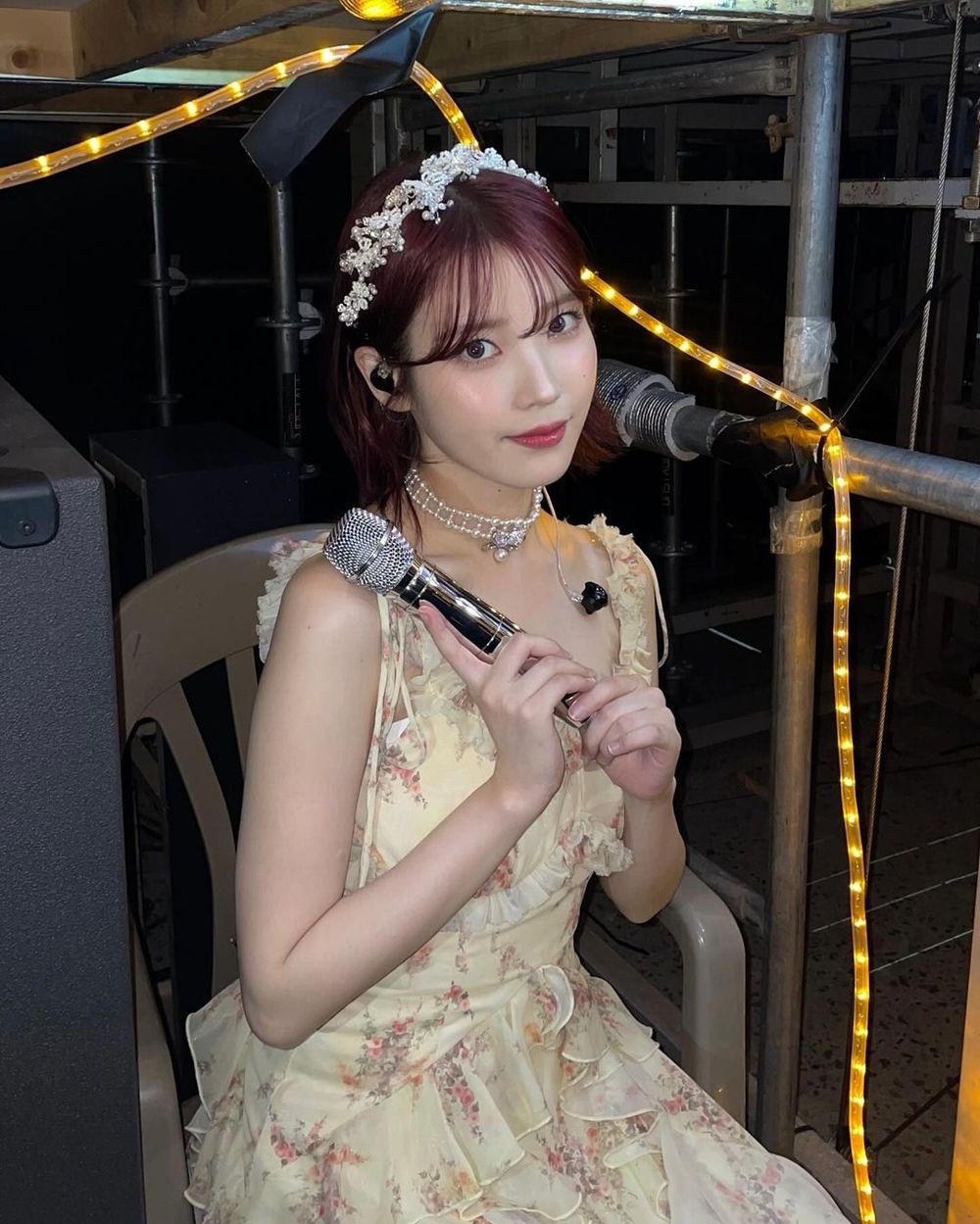 IU本人美到哭！2024 IU台灣演唱會「舞台造型」搶先看、是真仙女降臨！-12