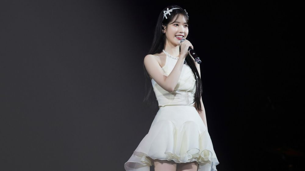 IU本人美到哭！2024 IU台灣演唱會「舞台造型」搶先看、是真仙女降臨！-22