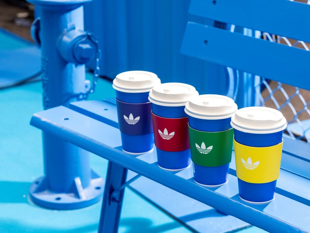 adidas Originals三葉草打卡點空降信義區！夢幻藍色霜淇淋、CAFE!N咖啡站超好拍！-3