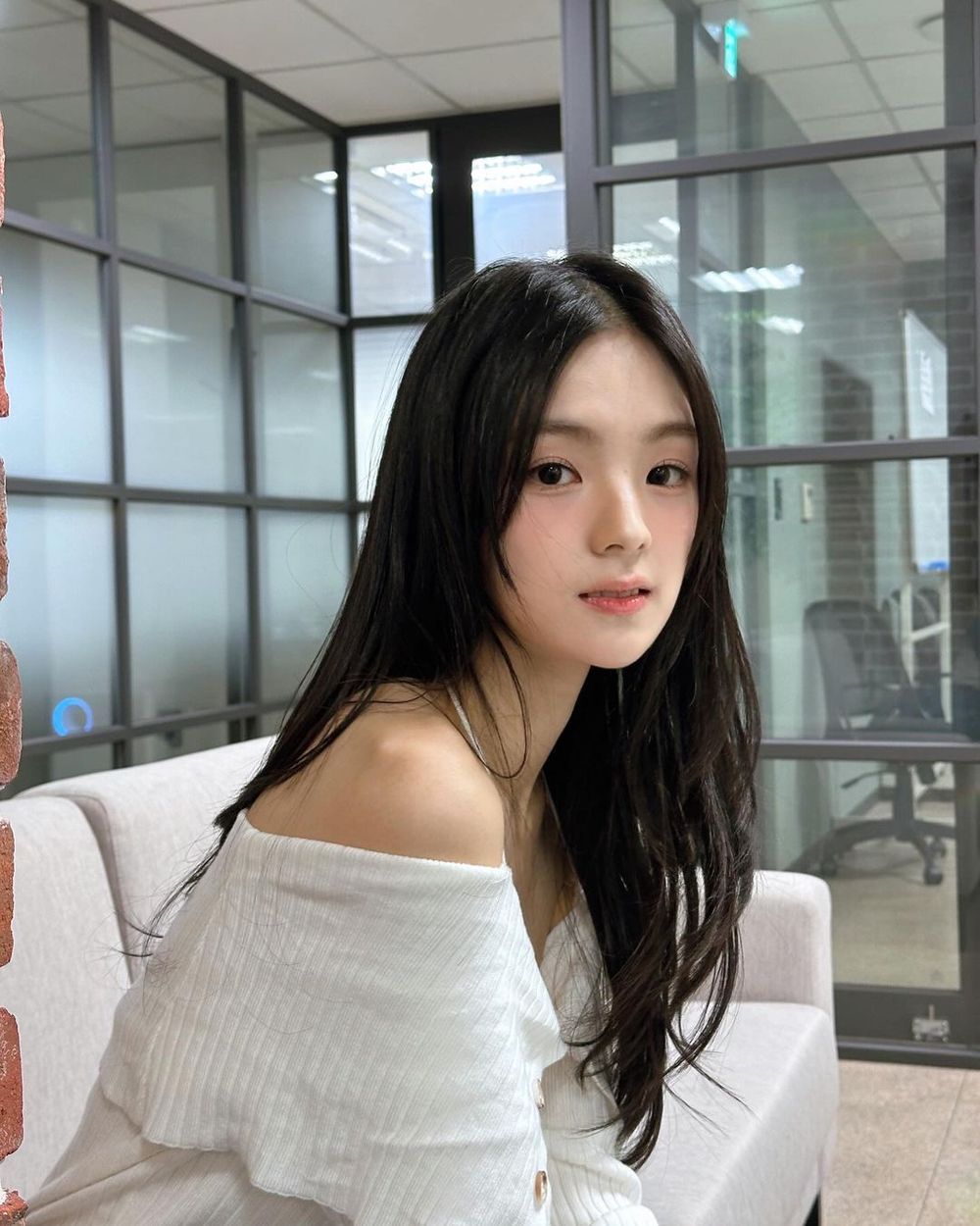 GYUBIN到底是誰？！精靈美貌被封小IU、韓國17歲「怪物新人」連IU本人都認證！-2